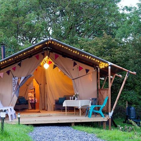 Kidwelly Glamping Hotel Exterior photo